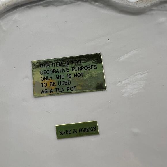 Vintage Ceramic Dressed Pigs Decorative Teapot Set Mr & Mrs Pig Fairytale - Picture 3 of 10